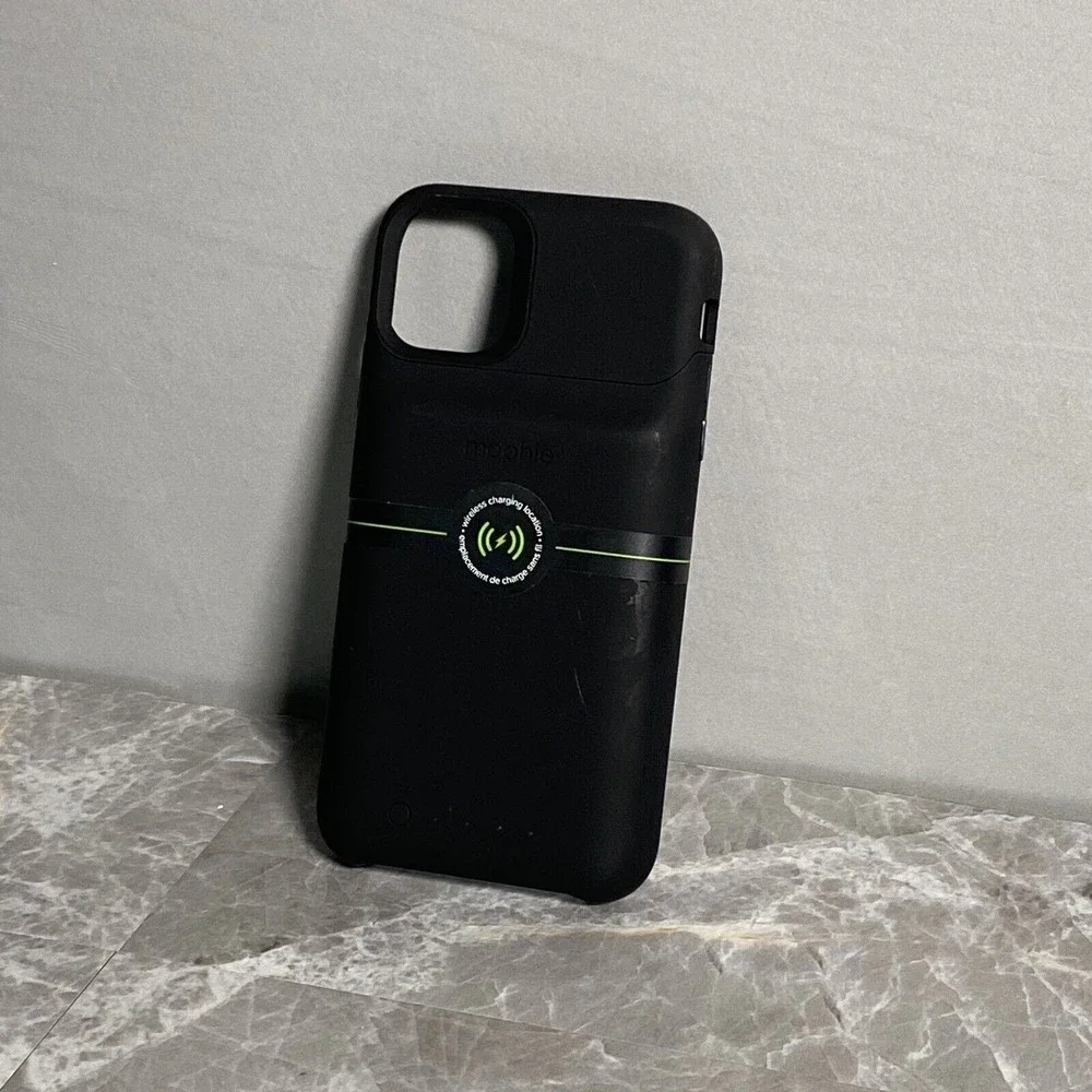 Open Box Mophie Juice Pack Access iPhone 11 (6.1") 2000mAh Battery Case - BLACK - Picture 6 of 6